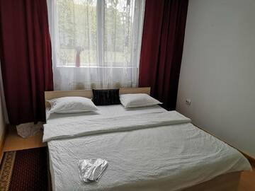 Фото номера Апартаменты с 2 спальнями Загородные дома Casa Cu Flori г. Mihai Viteazu 5